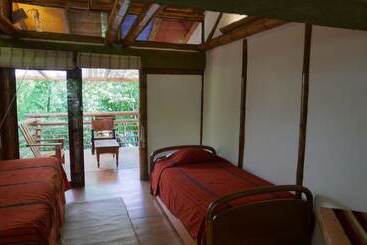 هتل Reserva Natural Atitlan