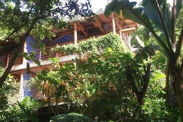 هتل Reserva Natural Atitlan