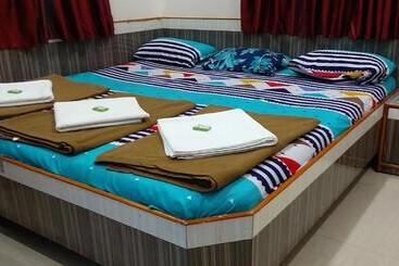 فندق Sai Raghunandan Guest House