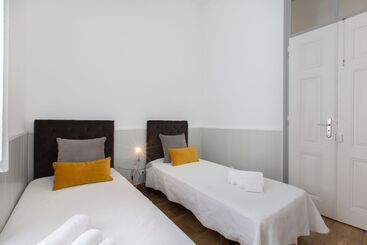 پانسیون Faro Cosy Guesthouse