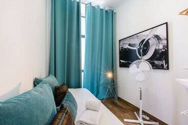 پانسیون Faro Cosy Guesthouse