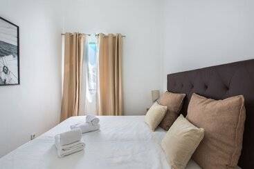 پانسیون Faro Cosy Guesthouse