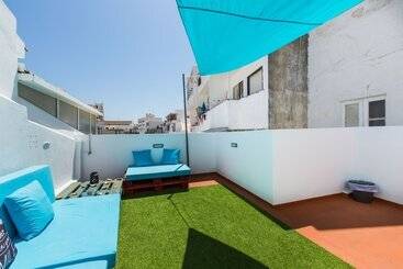 پانسیون Faro Cosy Guesthouse