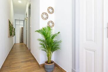 پانسیون Faro Cosy Guesthouse