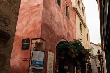 پانسیون Kalnterimi Guesthouses
