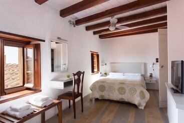 پانسیون Kalnterimi Guesthouses