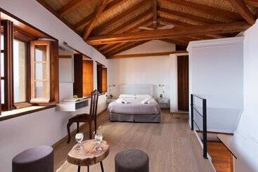 پانسیون Kalnterimi Guesthouses
