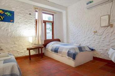Hostal Galapagos By Bar De Beto