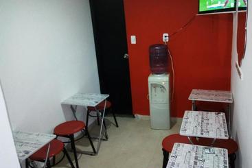 هتل El Amanercer Parque Del Agua Residencia Muy Central