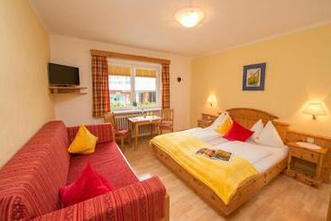 هتل Pension Hubertus