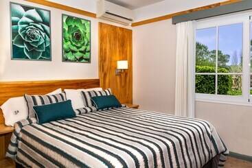 Miradores Del Bosque Apart & Spa