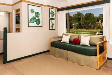 Miradores Del Bosque Apart & Spa