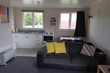 554 Moana Court Motel