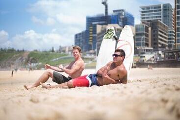 هاستل Yha Newcastle Beach