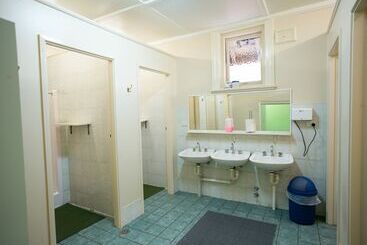 هاستل Yha Newcastle Beach