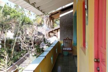 تختخواب و صبحانه Casa Delfin Guest House