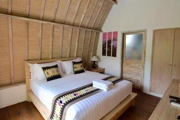 مبيت وإفطار Lavella Villas Kuta Lombok