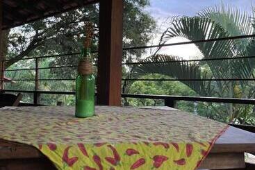 Da Orla Pampulha Hostel