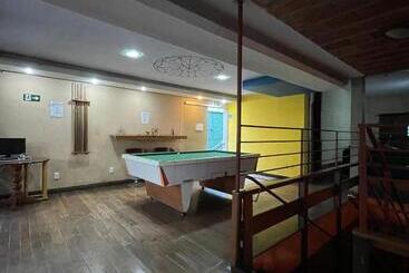 Da Orla Pampulha Hostel