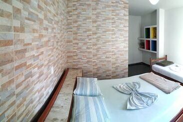 Da Orla Pampulha Hostel