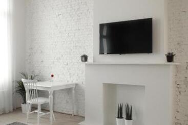 پانسیون Maison Nationale City Flats & Suites
