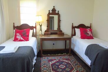 هتل Outeniqua Travel Lodge
