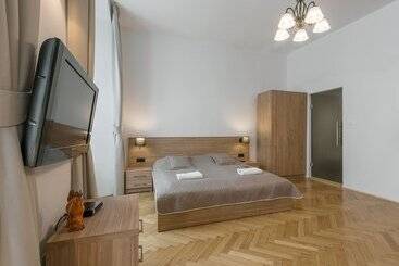 Krakow For You Budget Apartments
