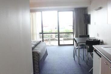 مُتل Edgewater Motor Lodge