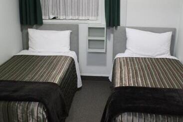 مُتل Edgewater Motor Lodge