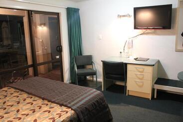 مُتل Edgewater Motor Lodge