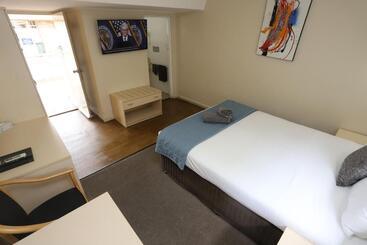 مُتل Sleepy Hill Motor Inn