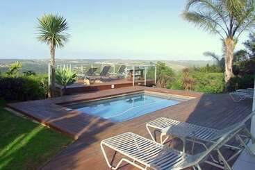 پانسیون Bosavern Guest House