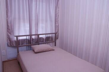 Adres Hostel
