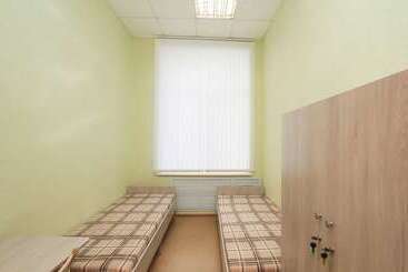 Adres Hostel