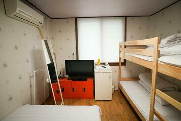 Hostel Suncheon Namu Guesthouse