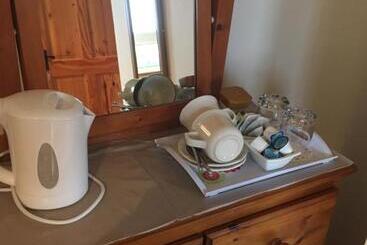 Carrick House B&b