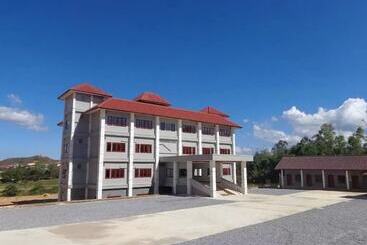 هتل Phouluang
