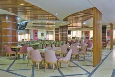 هتل Rehana Resort