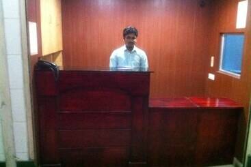هتل The Mount Regency