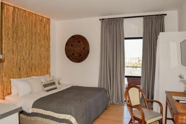 Kanso Rooms