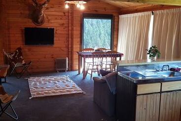 Lakeview Cottage