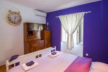 پانسیون Guest House Gugily