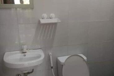 پانسیون Purple Guesthouse