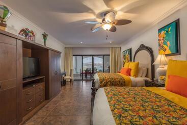 Vista Encantada Spa Resort & Residences