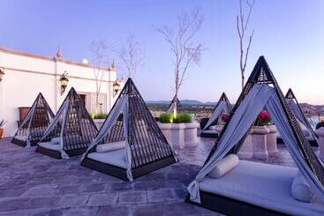 Vista Encantada Spa Resort & Residences
