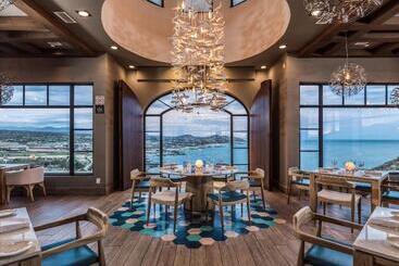 Vista Encantada Spa Resort & Residences