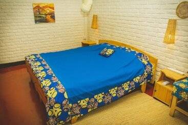 تختخواب و صبحانه Isange Paradise Resort