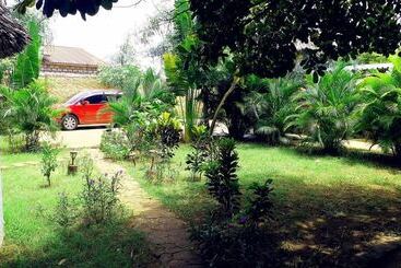 Diani Hostel