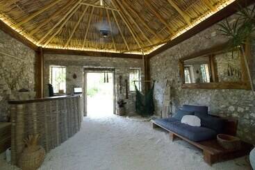 هتل Huaya Camp