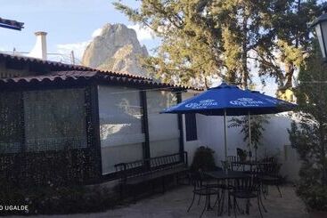 هتل Quinta Arantxa